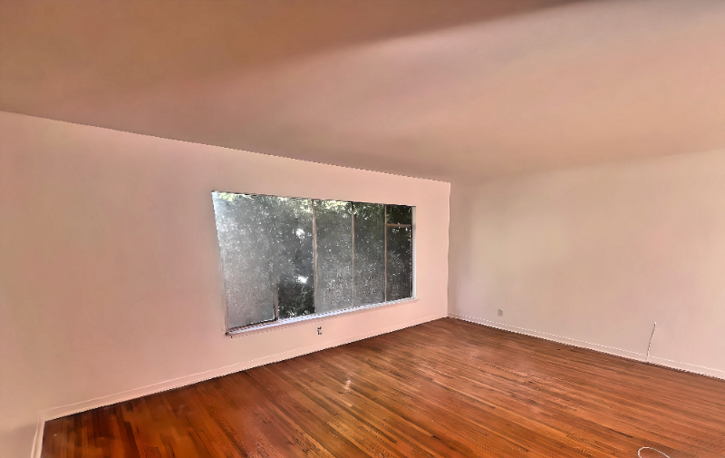 1218 S Bronson Ave - Photo 5 of 15