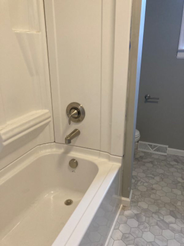 1044 Stoneybridge Stonybridge Drive - Photo 7 of 42