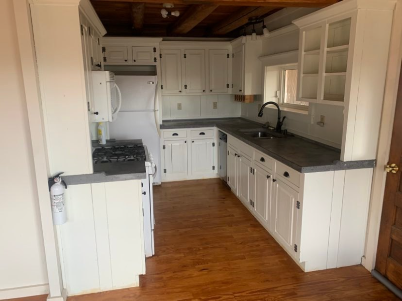 50 Davis Rd - Photo 4 of 12