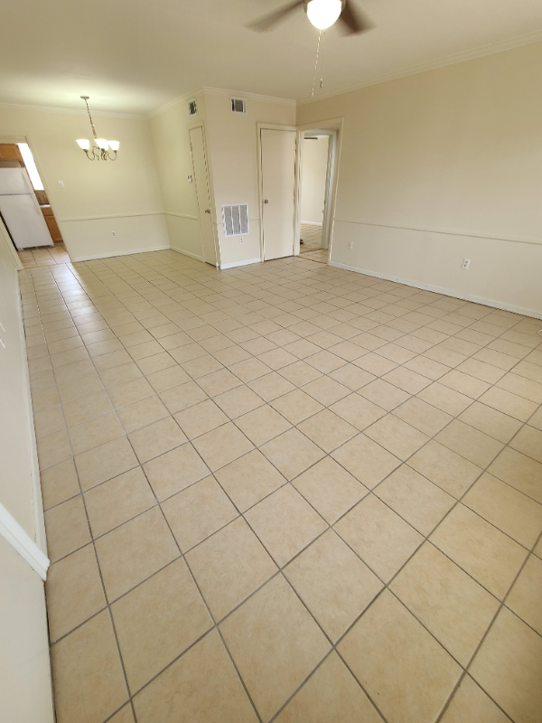 1755 College Dr #224 - Photo 5 of 19