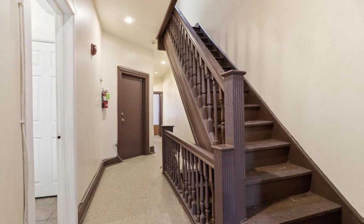 4149 N Broad St - Photo 6 of 10