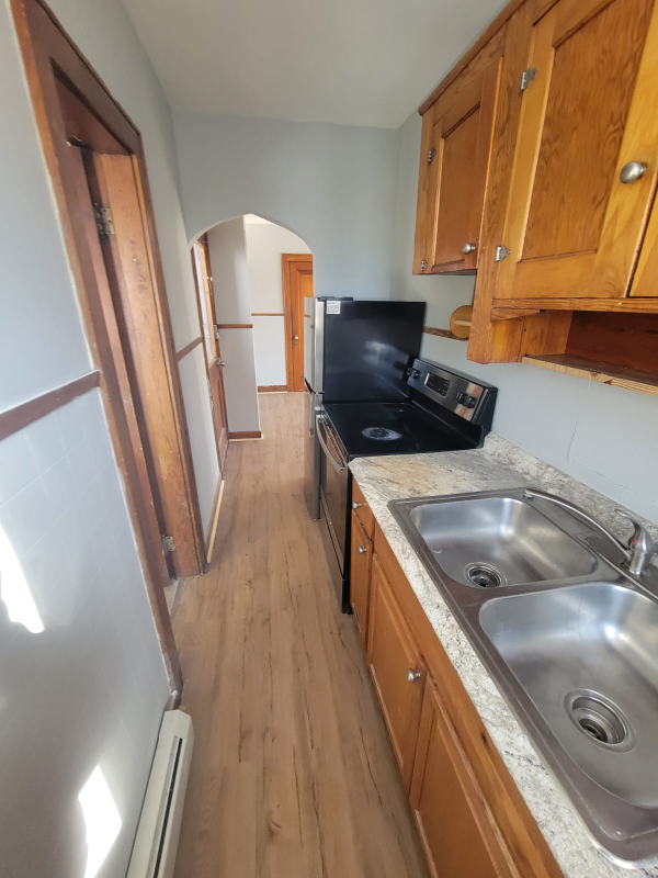 296 Amherst St #4 - Photo 6 of 8