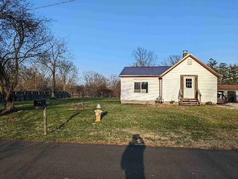 1214 Boyle Rd - Photo 2 of 13