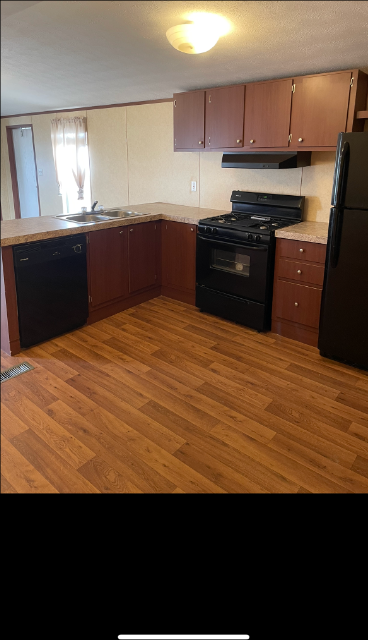 1272 W Lyons St #24 - Photo 2 of 10