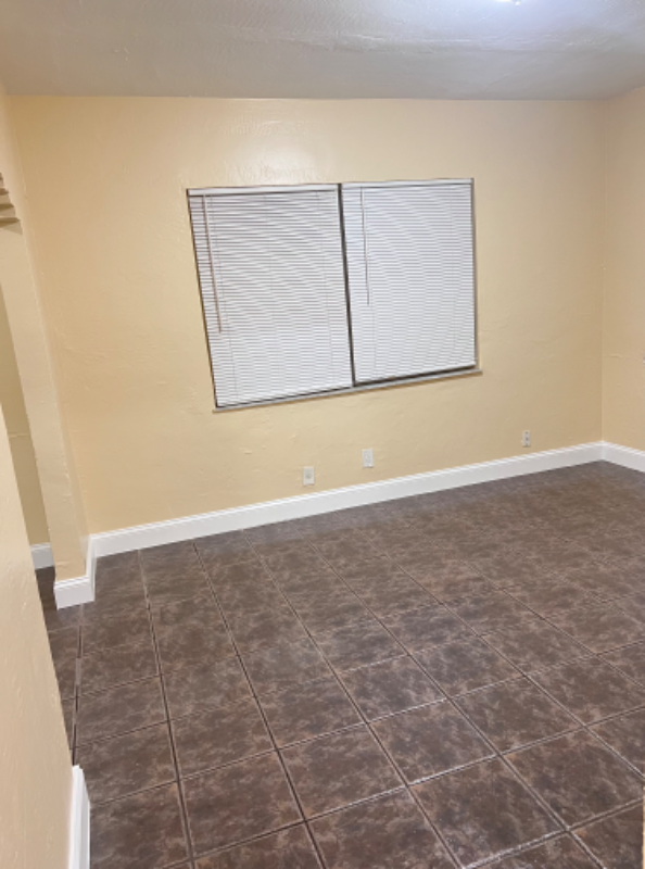 209 Nwstreet - Photo 5 of 11