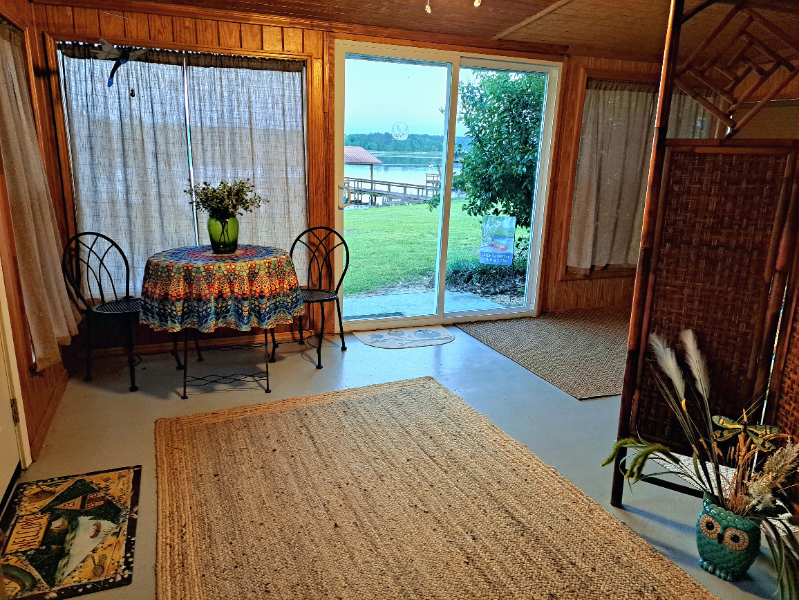 7937 Spring Creek Dr - Photo 4 of 17