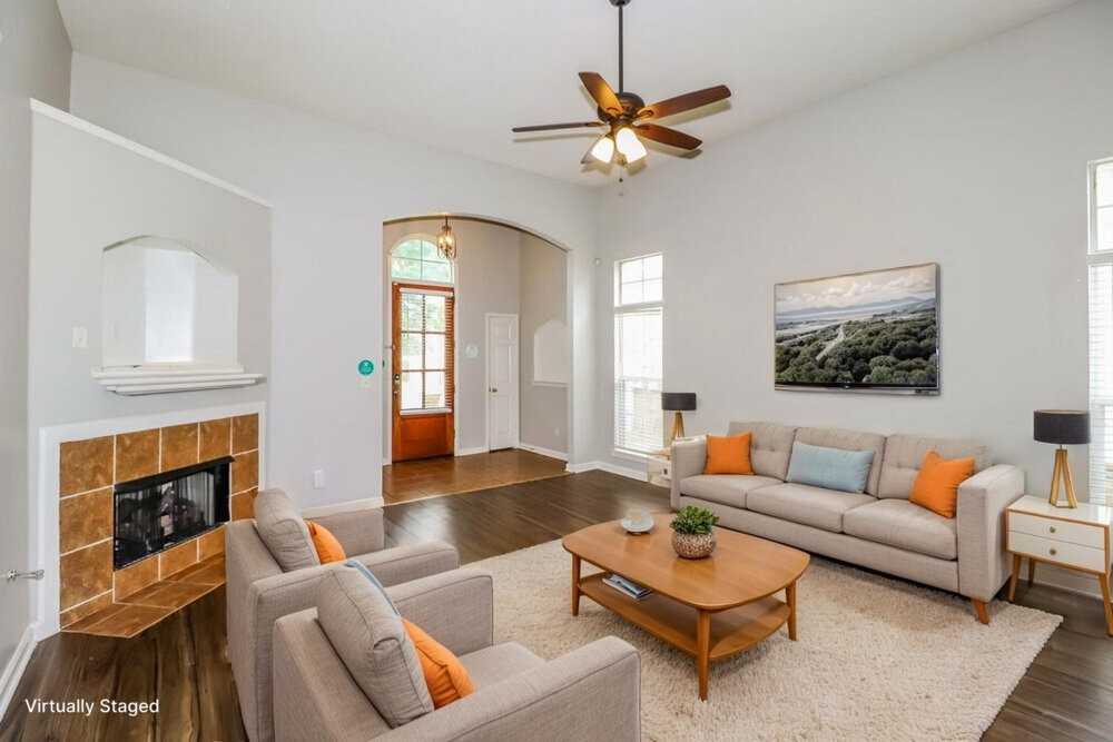 7575 Glen Creek Ln - Photo 4 of 19