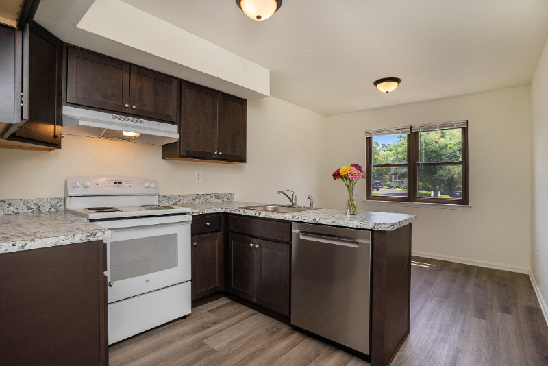 246 Jan Dr #1stFL - Photo 5 of 12