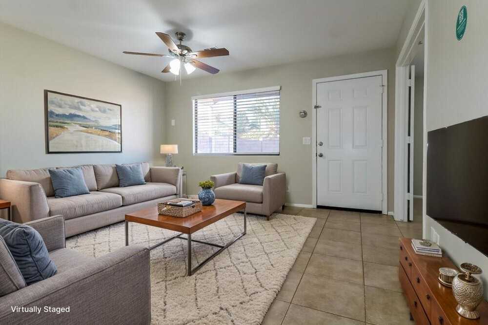 12508 W Windsor Blvd - Photo 3 of 19