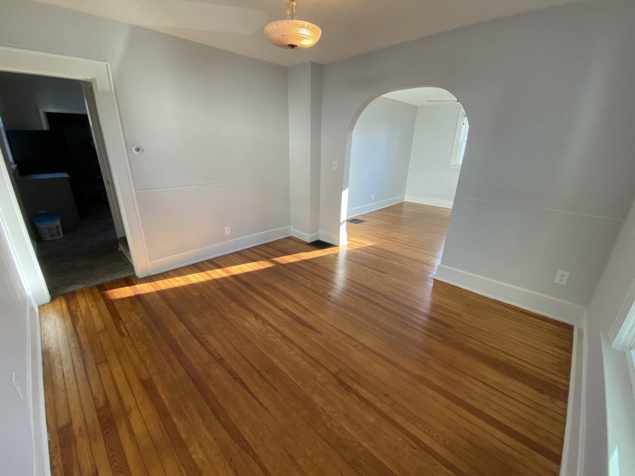 705 Maple Ave - Photo 3 of 14