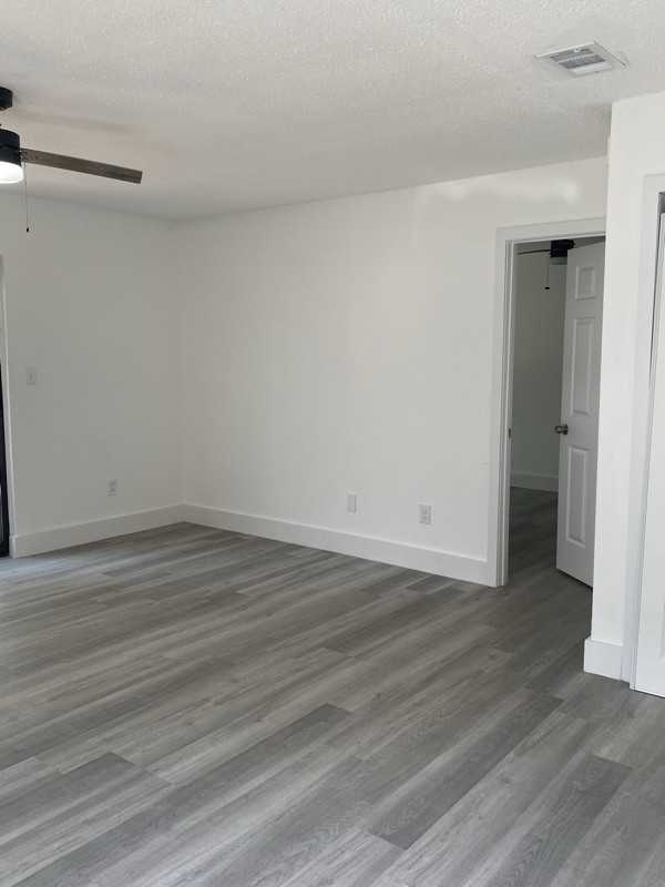 10163 Guidy Ln #9 - Photo 6 of 20