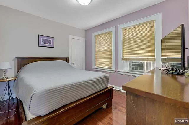 430 Highland Ave #1 - Photo 3 of 15