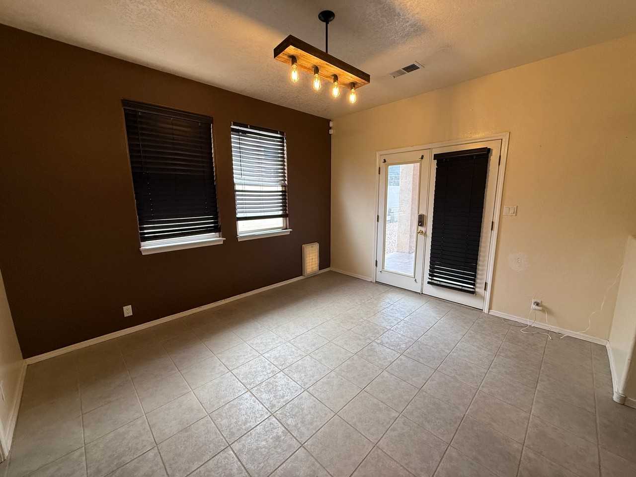 6400 Freemont Hills Loop Ne - Photo 6 of 12