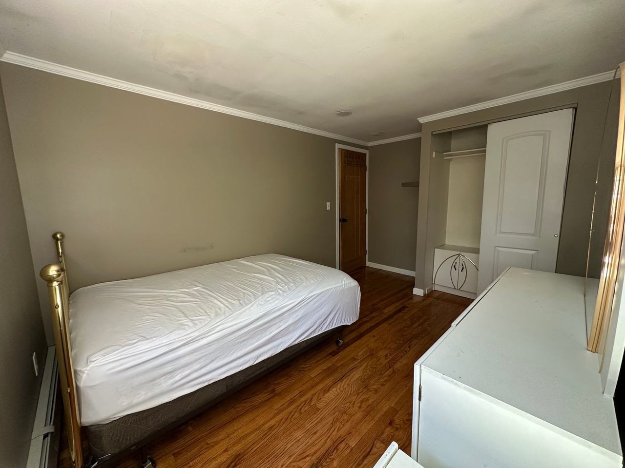 62 Ridge Ave - Photo 2 of 3