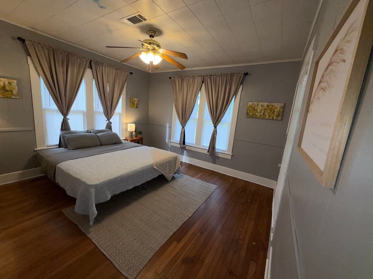 1707 N 5th St - Photo 2 of 15