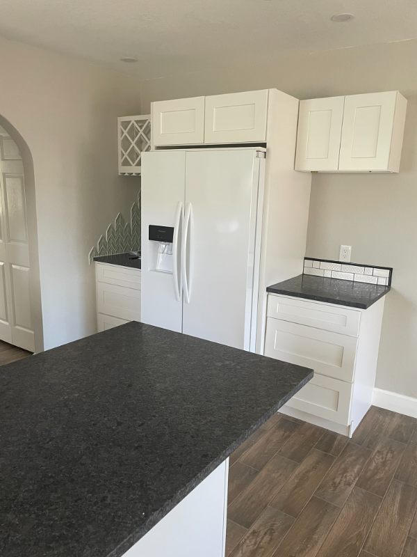 222 Banana St #222 - Photo 3 of 13