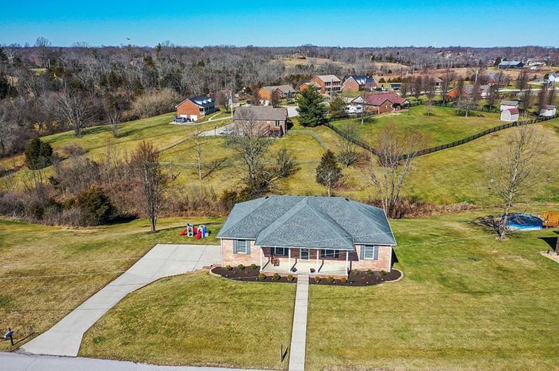 1020 Echo Valley Dr - Photo 6 of 9