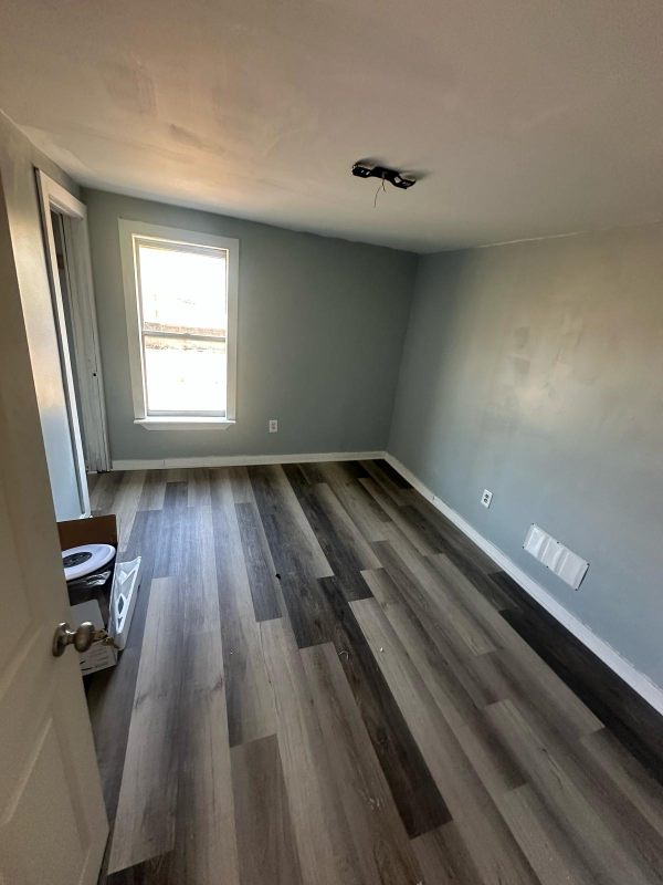 232 Cottage St - Photo 5 of 6