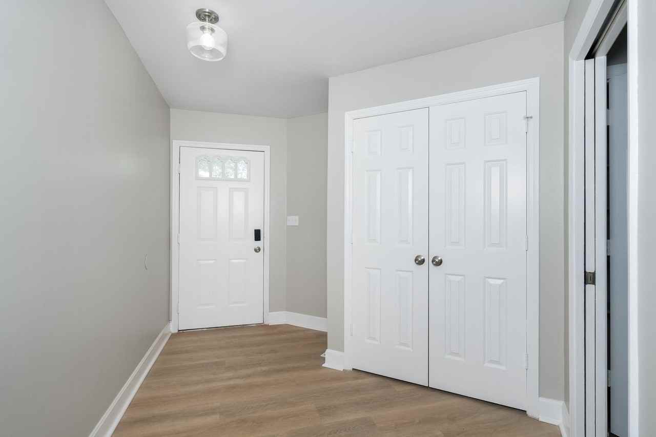 10 Kennedy Ct #B - Photo 2 of 20