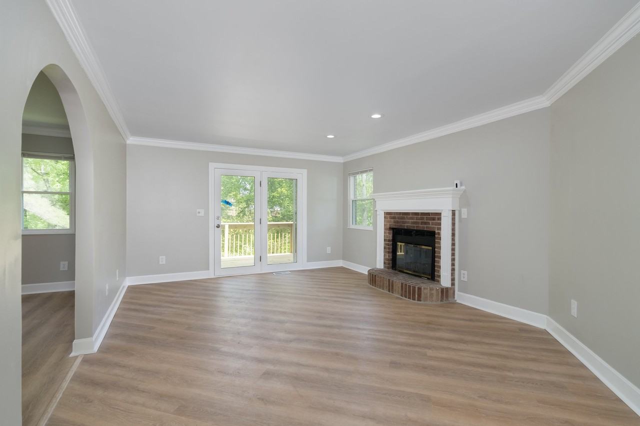 10 Kennedy Ct #B - Photo 7 of 20