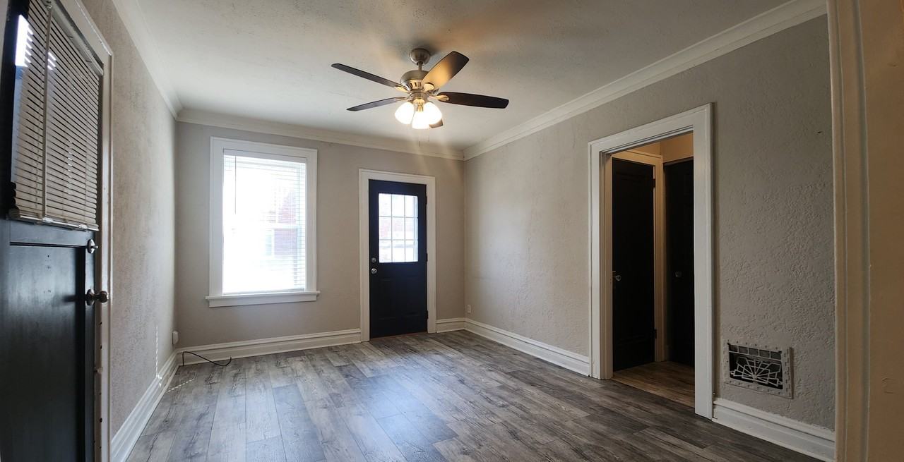 1003 Art Hill Pl #1stFL - Photo 5 of 14