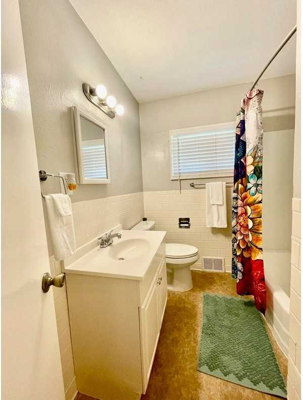 4608 E 113th Ter - Photo 3 of 5