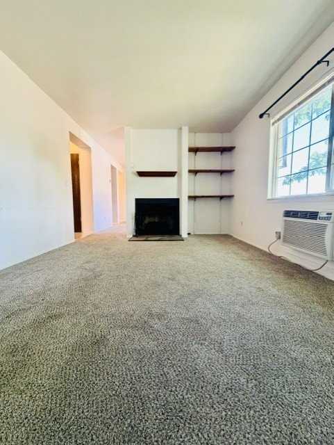 15 N Liberty St #15 - Photo 3 of 8