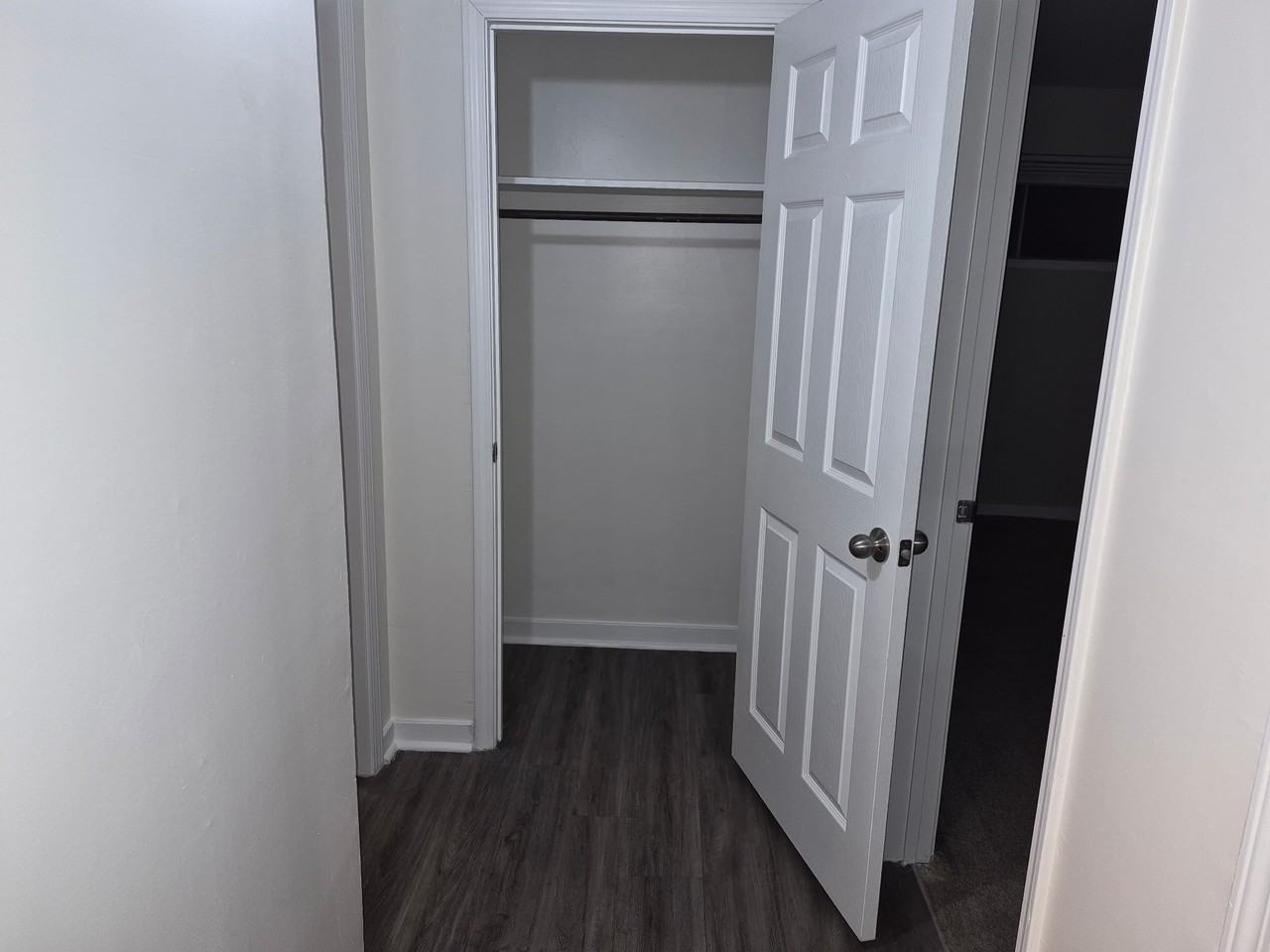 612 Heather Ln - Photo 2 of 11