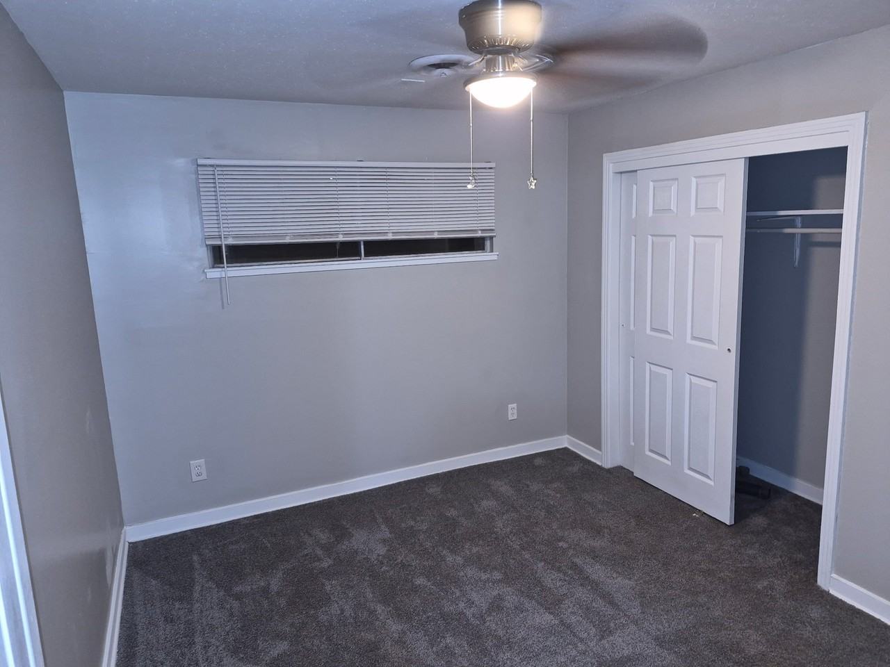 612 Heather Ln - Photo 3 of 11