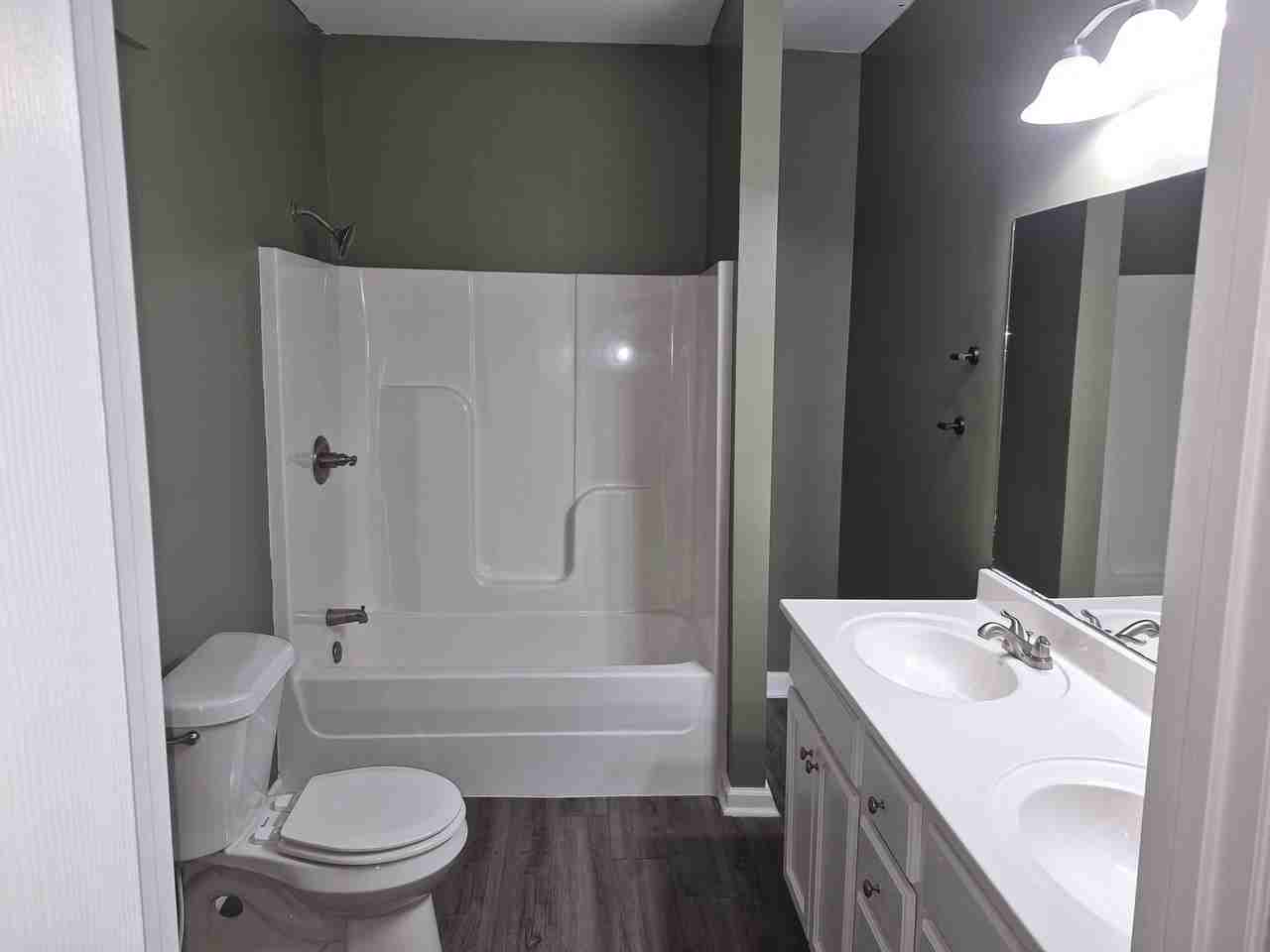 612 Heather Ln - Photo 7 of 11