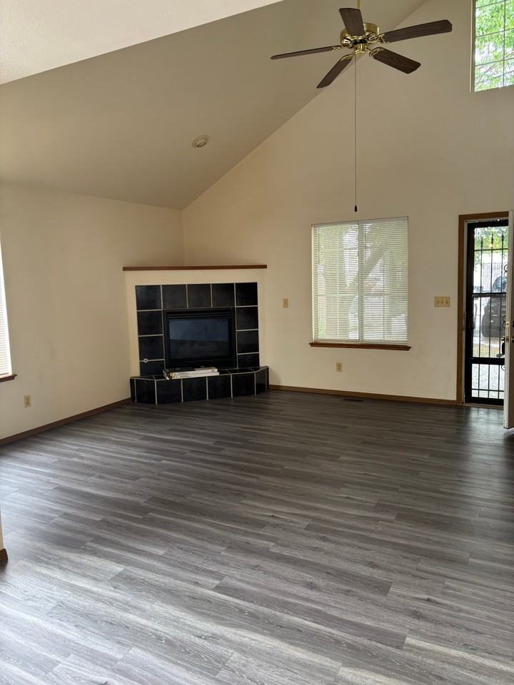 3769 E 121st Ave - Photo 3 of 20