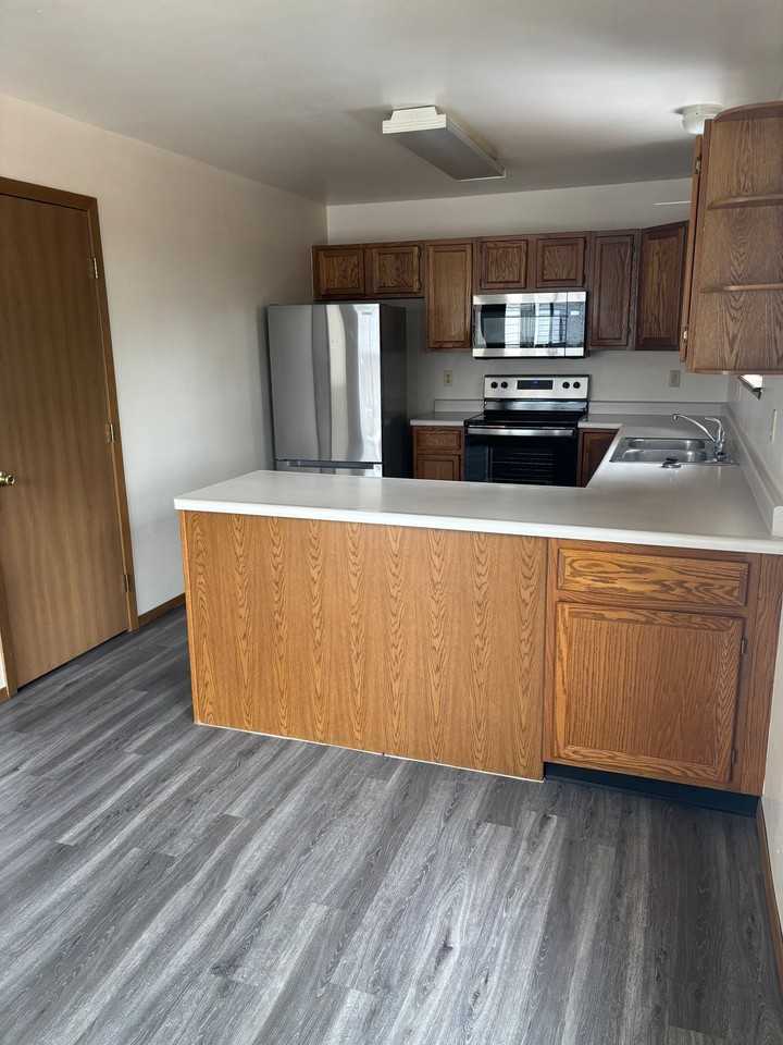 3769 E 121st Ave - Photo 7 of 20