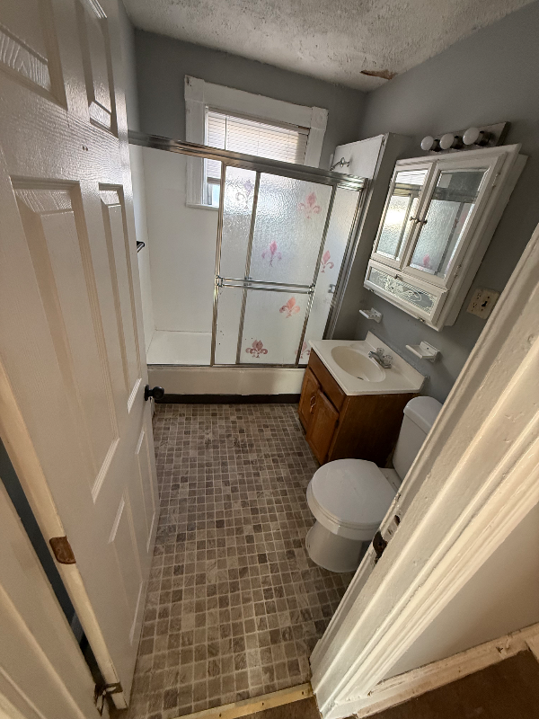 224 Vine St #3 - Photo 5 of 13