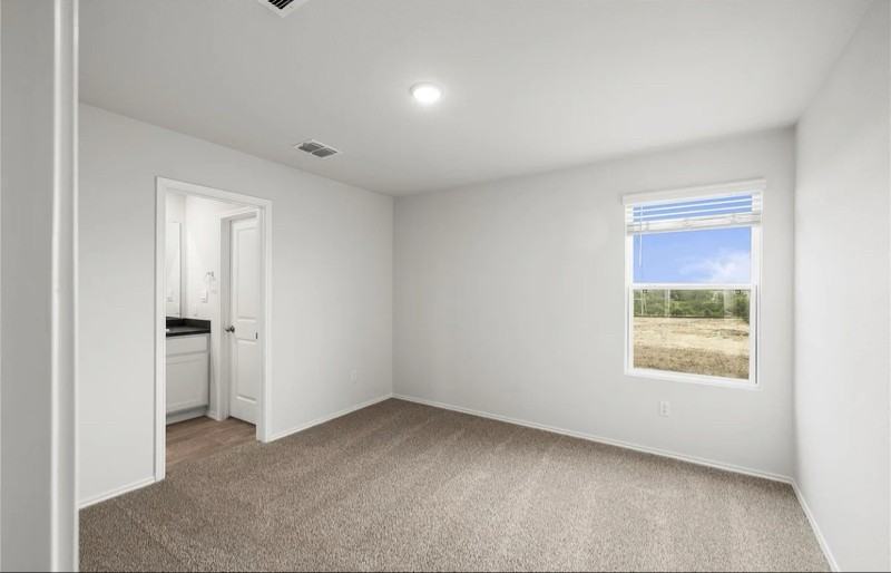 131 Kendall Ln - Photo 5 of 9