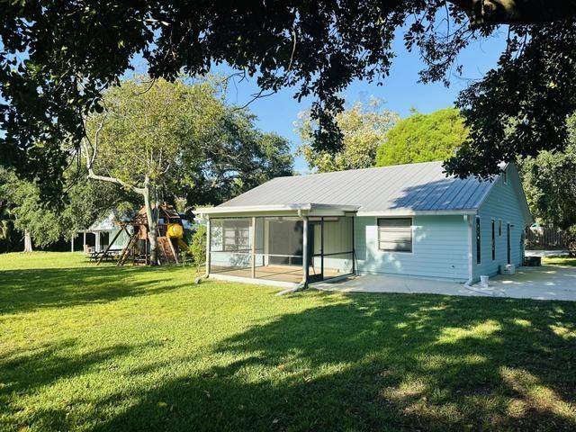 10908 Southeast Hobart Street - Photo 3 of 7