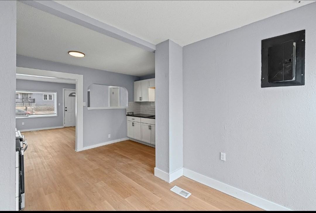5752 College Ave - Photo 7 of 19
