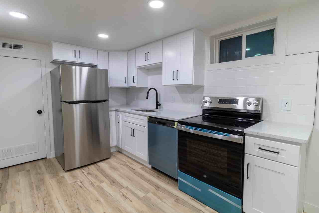 5065 Sw - Photo 3 of 14