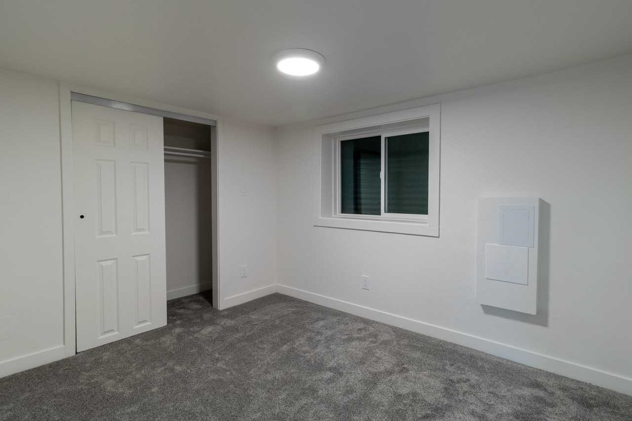 5065 Sw - Photo 5 of 14