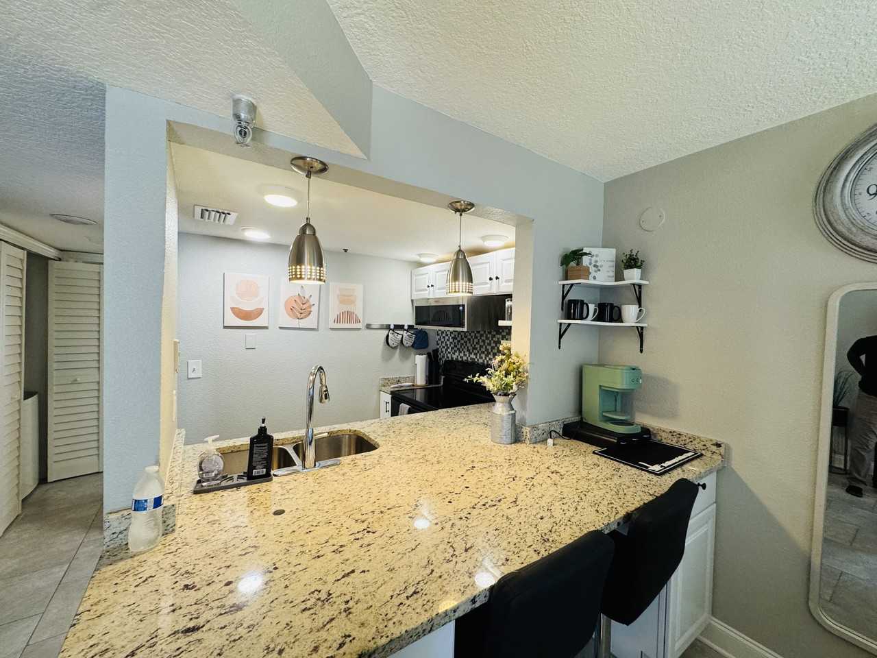 7246 E Bank Dr - Photo 2 of 28