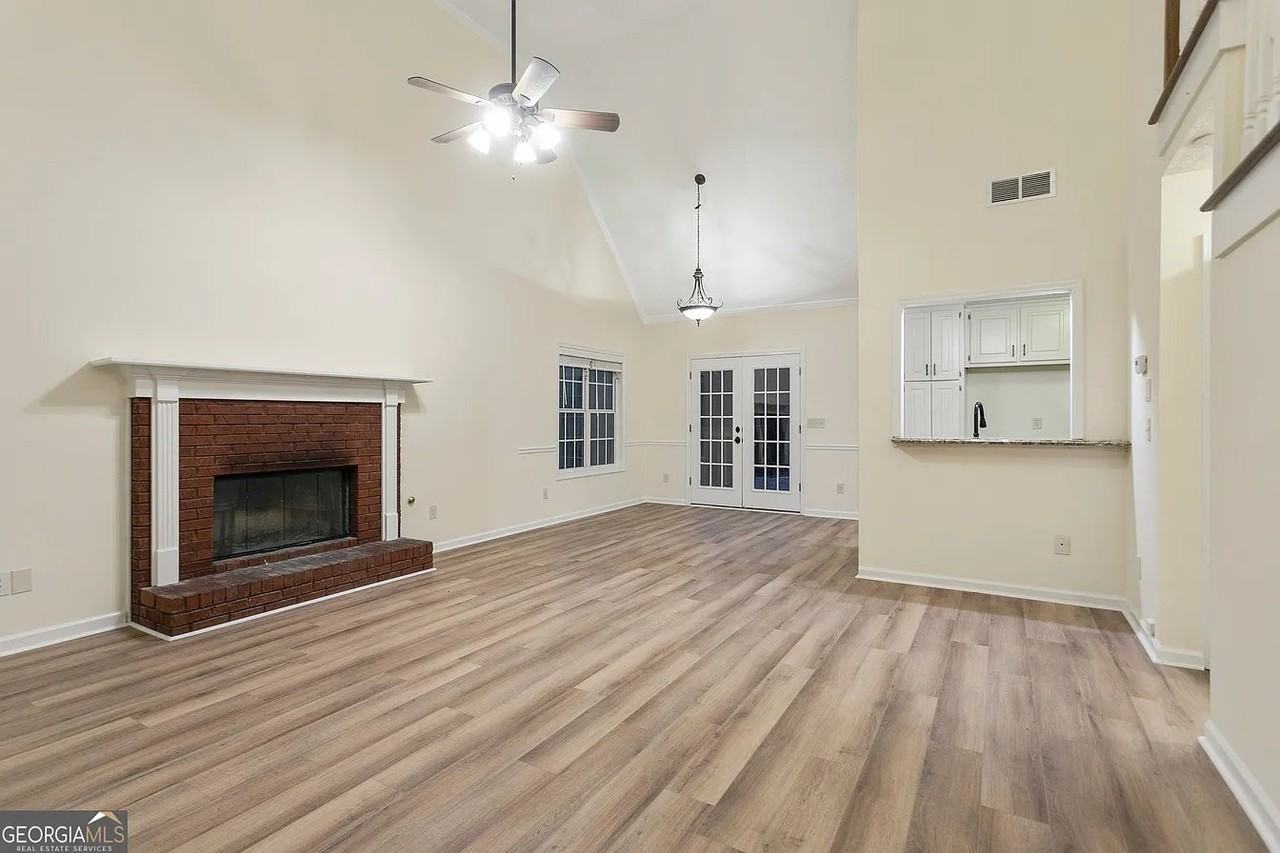 160 Windward Dr - Photo 6 of 28