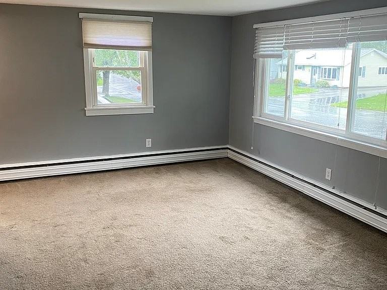 156 Thornton Rd - Photo 5 of 12