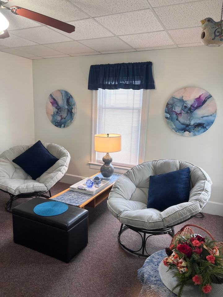 1 Furnished Mid Or Long Termbr #2ndFL - Photo 2 of 34