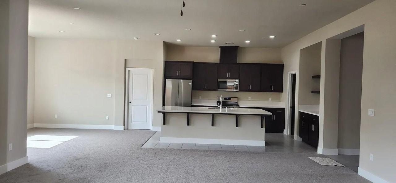 2371 Bharvani Ave - Photo 5 of 20