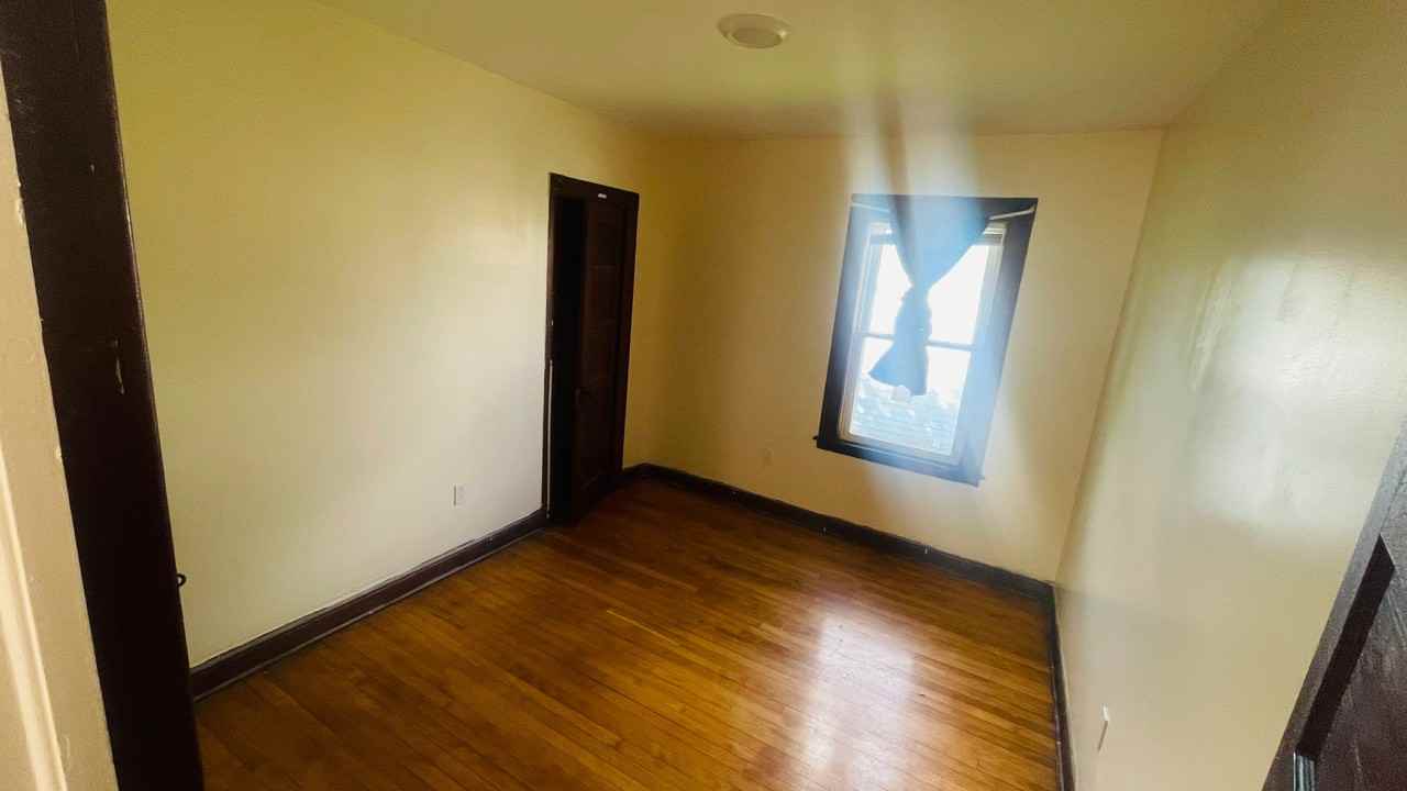 1560 Miller St #2 - Photo 6 of 17
