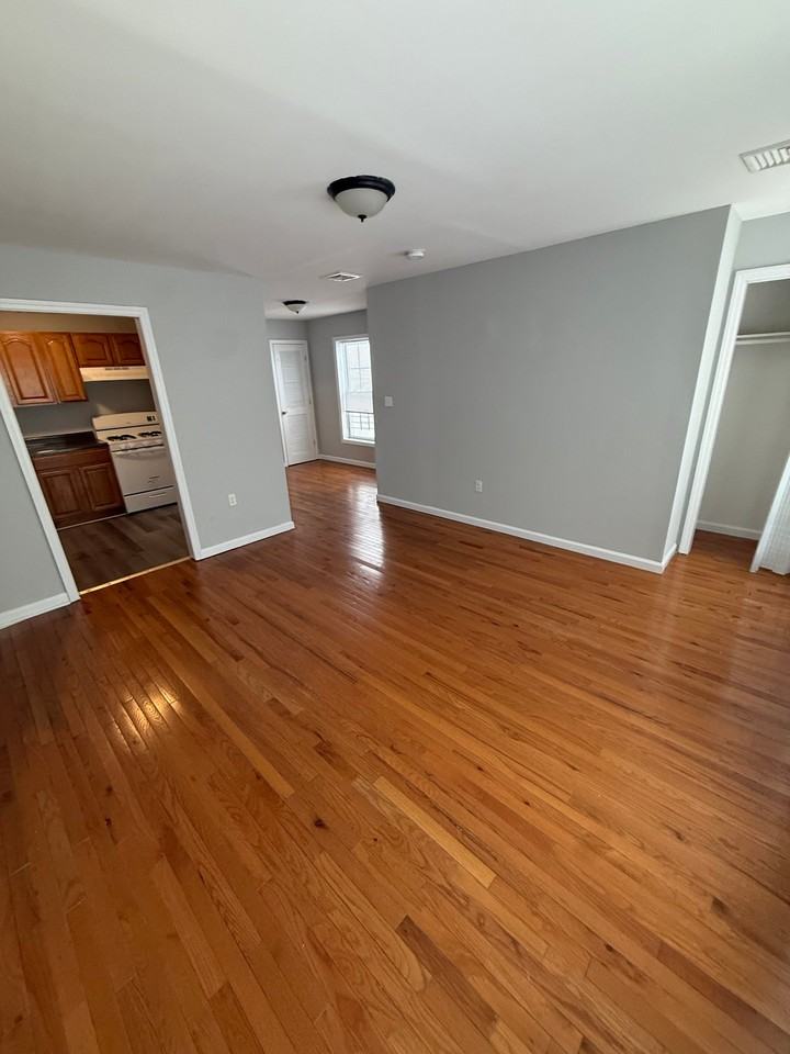 173 Godwin Ave #3 - Photo 2 of 15