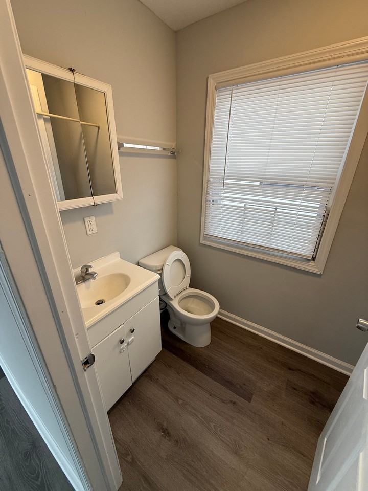 173 Godwin Ave #3 - Photo 7 of 15