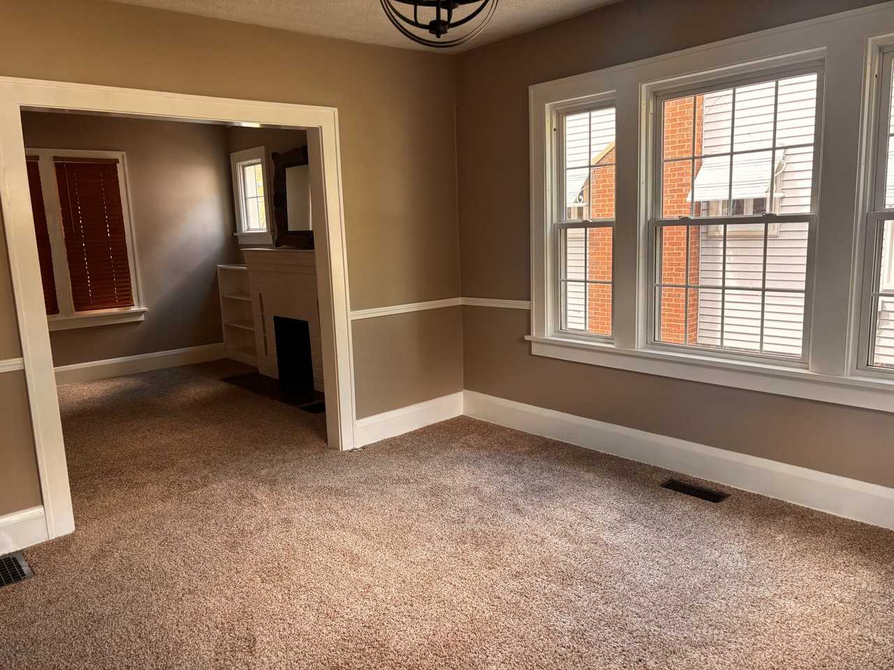 1016 11th St Ne - Photo 3 of 14