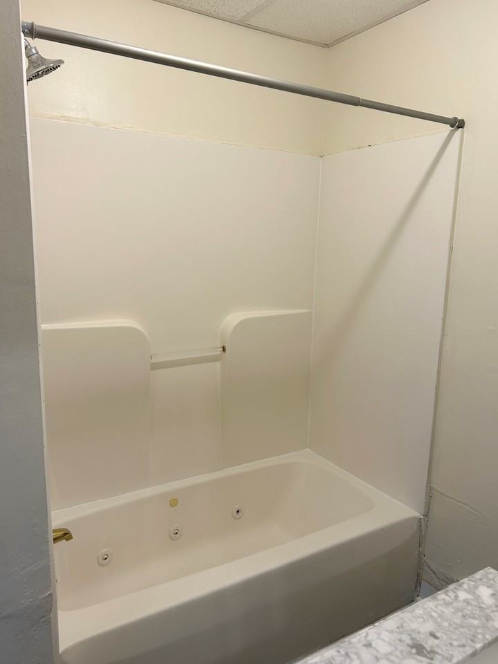 351 Washington St #1 - Photo 5 of 15