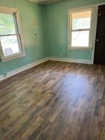 featured image of 418 Matthews Ave #2