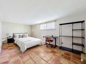 2380 Bay St - Photo 1 of 1